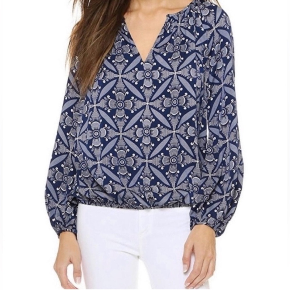 Diane von Furstenberg DVF Hathaway Blouse Blue Floral Silk Stretch Size M